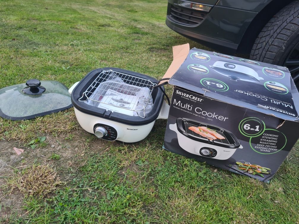 Multi cooker 1500W