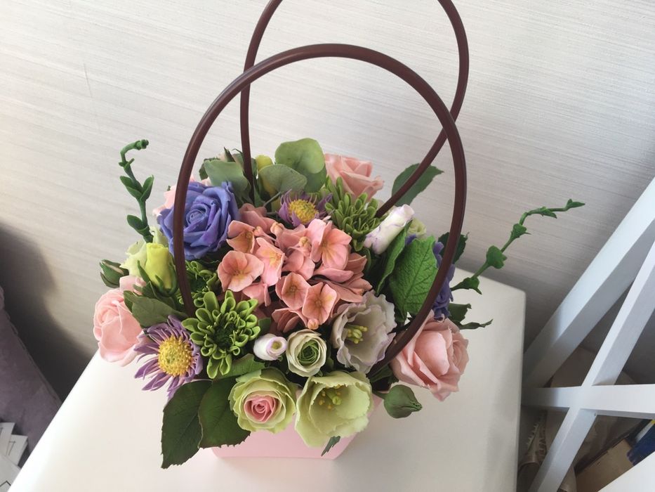 Шикарные  подарочные композиции ручной работы из холодного  фарфора