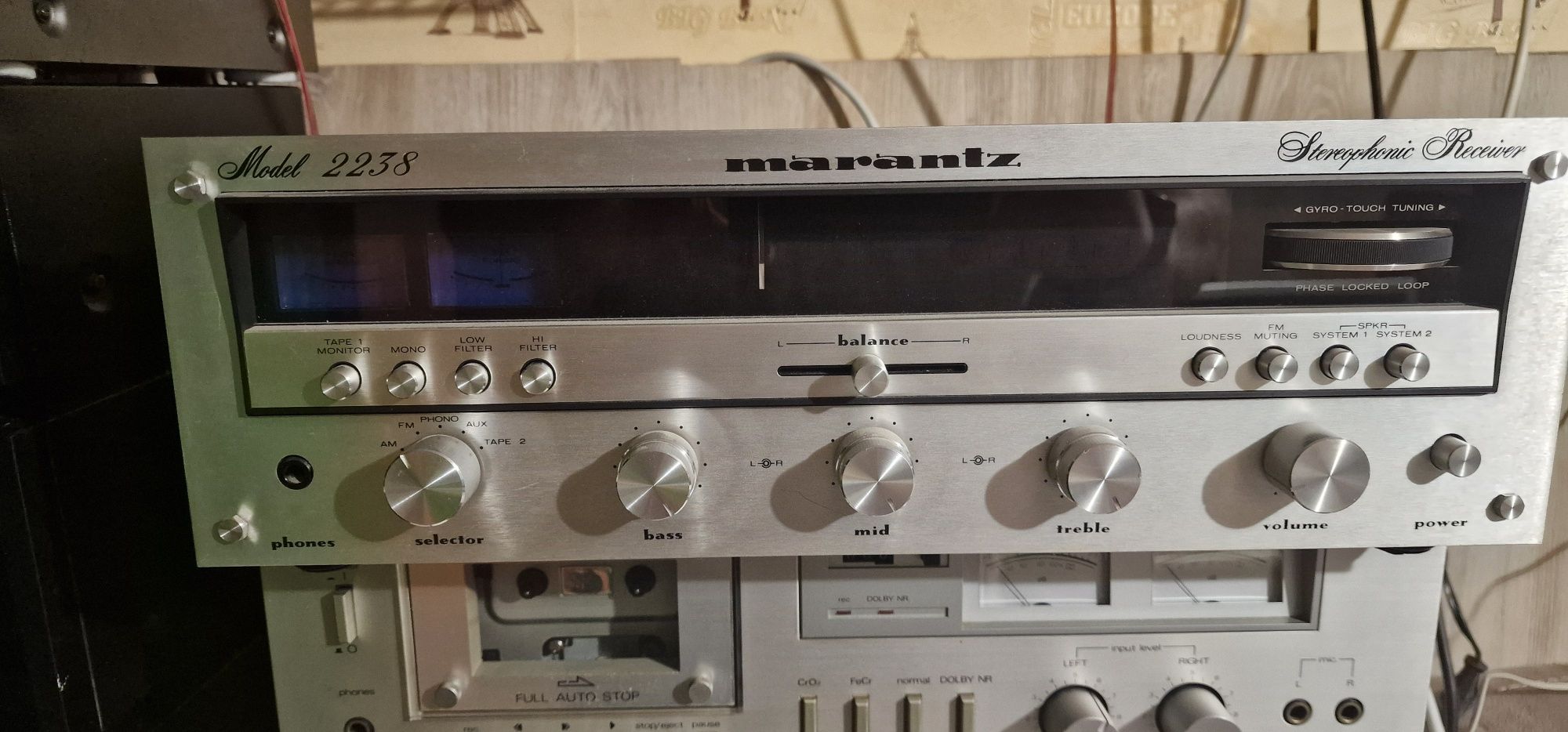 Amplituner Marantz 2238