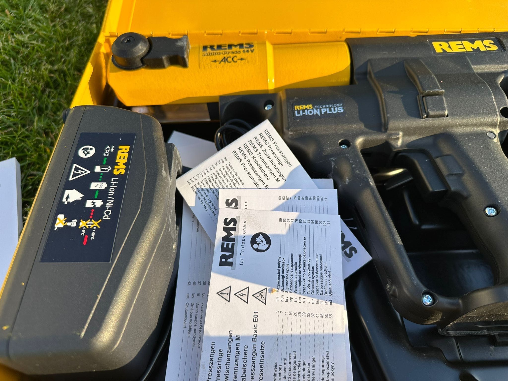Zaciskarka REMS Akku-Press 14V ACC Basic-Pack