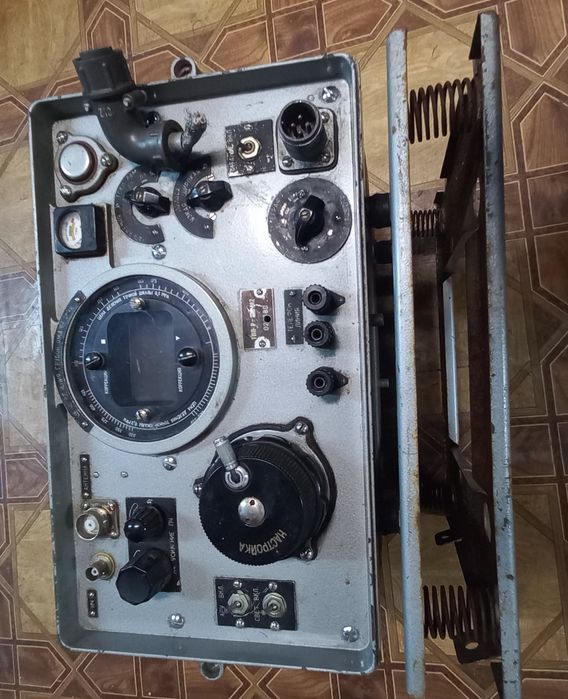 Odbiornik wojskowy  R-313M2