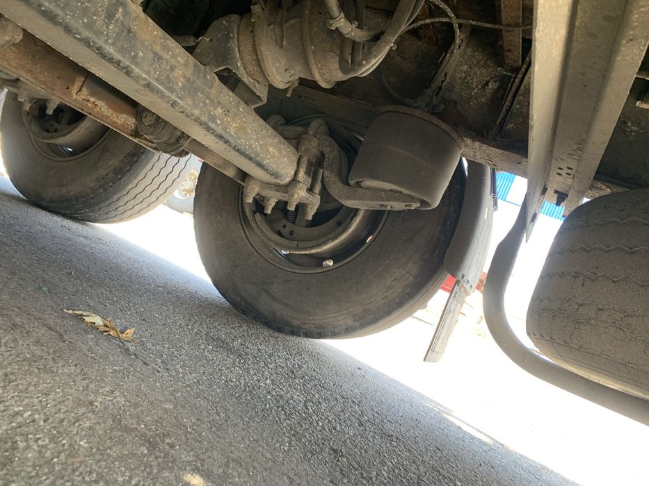 Продам напівпричіп, тент, штора, площадка