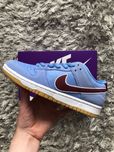 (38) Nike SB Dunk Low Valour Blue Team Maroon