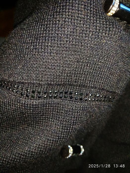 И кофта и полупальто