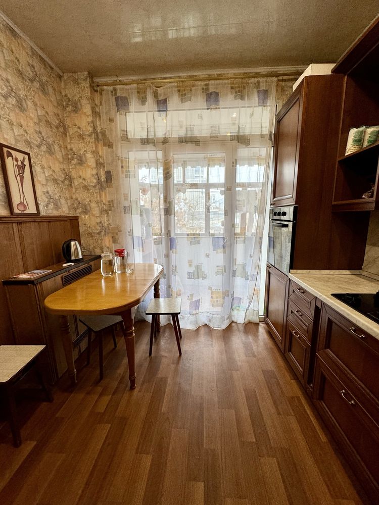 Продам 2к квартиру на пр. Дмитрия Яворницкого. ЦЕНТР Карла Маркса