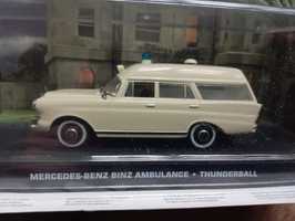 Model Mercedes Benz Ambulance z serii James Bond