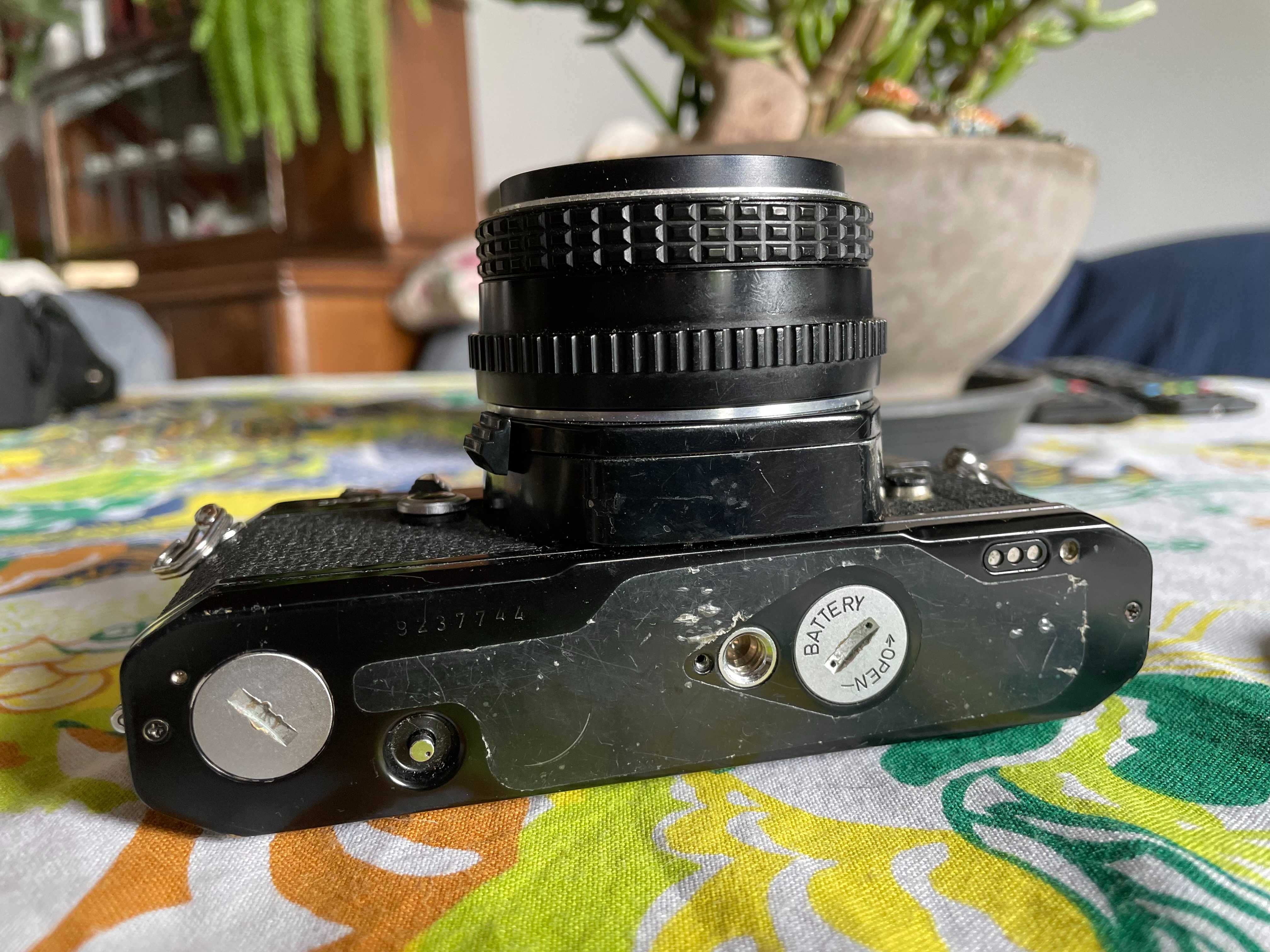 Pentax MX z obiektywem SMC 2/50 na części
