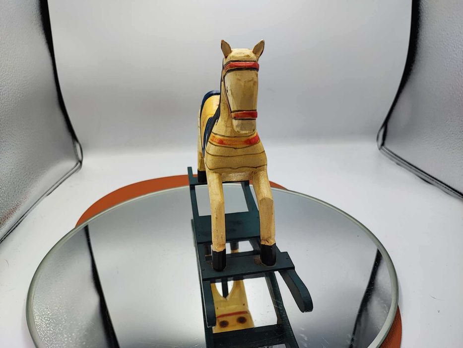 Drewniany koń,konik,na biegunach,vintage,na wystrój