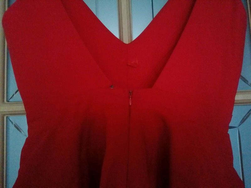 Czerwona sukienka PINA