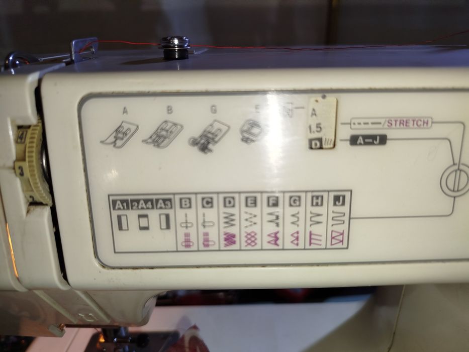 Máquina de costura pfaff