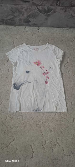 8 bluzek na lato 146-152 koń konie