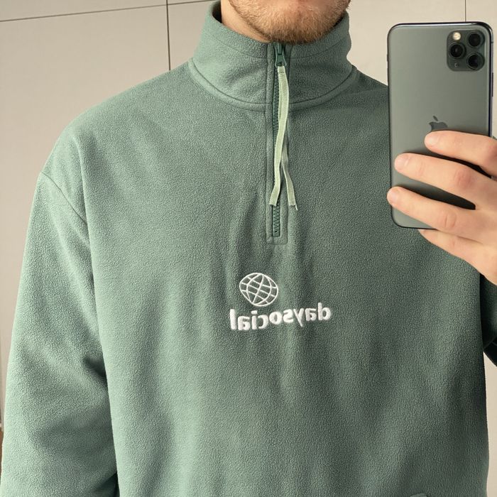 Кофта / флиска / свитер / джемпер