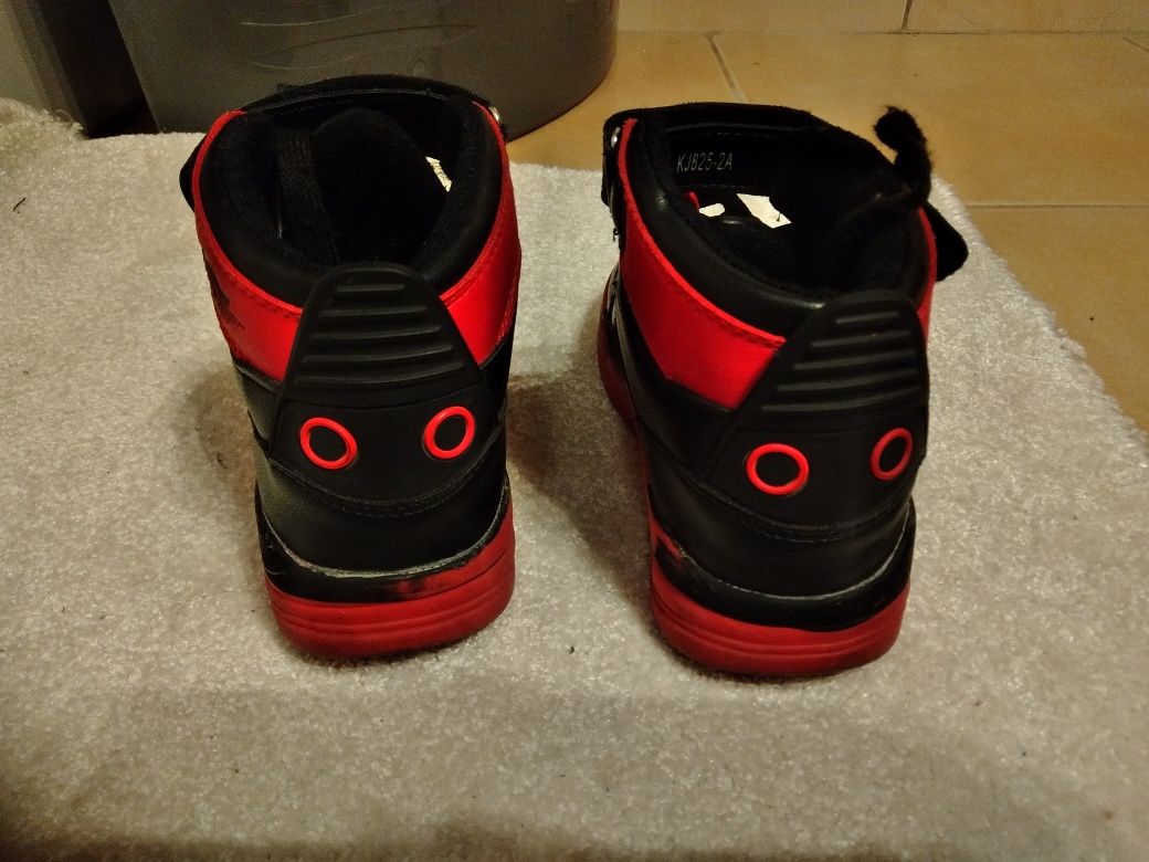 Adidasy jesienne dziecięce 27