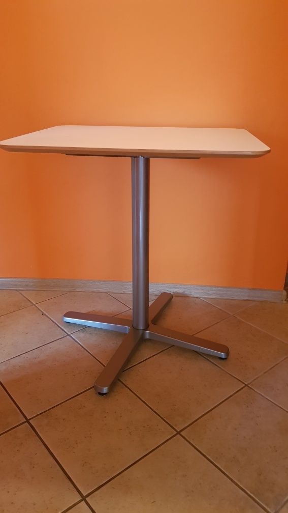 Stół Ikea billsta stan bardzo dobry 60x70cm