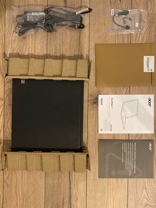 Sprzedam Laptop Acer TravelMate P2 TMP215-53 jak nowy
