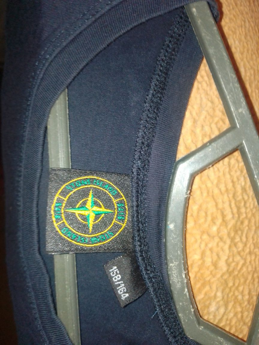 Продам футболку stone island