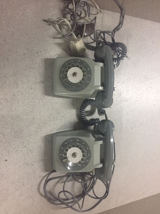 Dois telefones