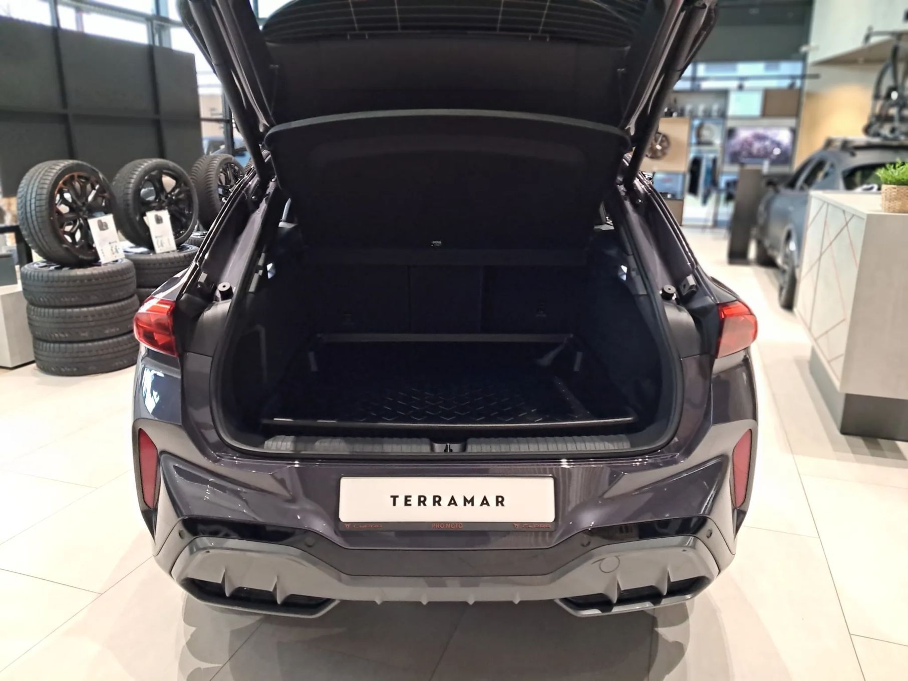 Cupra Terramar Terramar VZ 1.5 e-Hybrid 272 KM 6-biegowa automatyczna - DSG 136372
