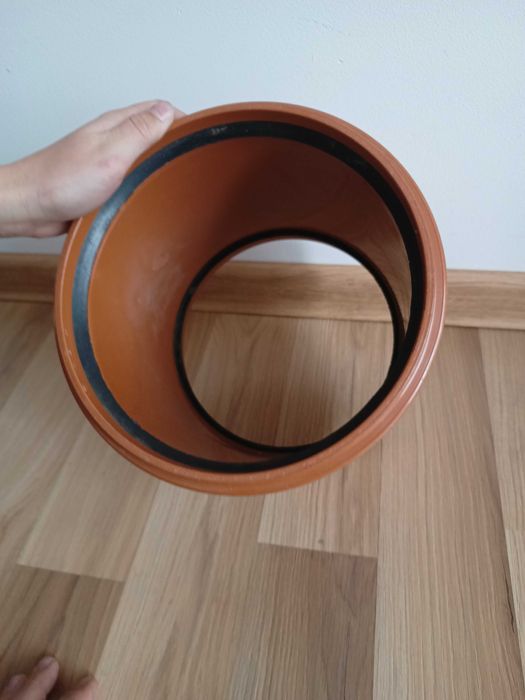Łącznik kanalizacyjny rury PCV PVC 200mm