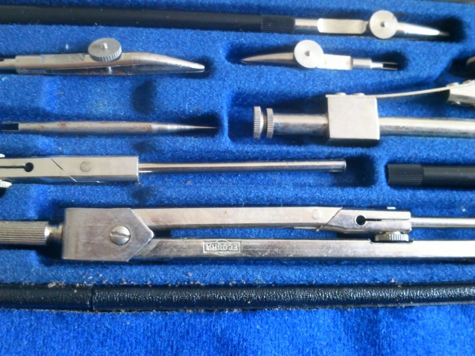 Antigo conjunto de desenho ECOBRA S-5A, completo