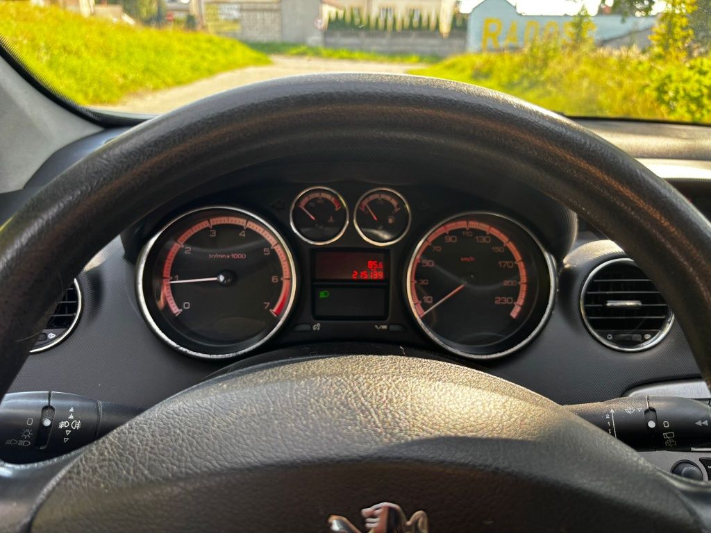 Peugeot 308 1.6b