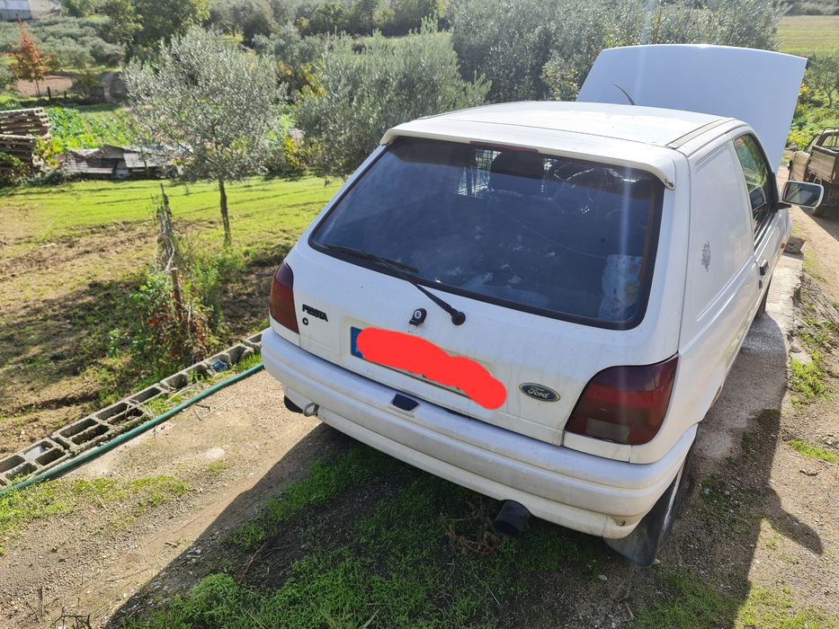 Ford fiesta 1800
