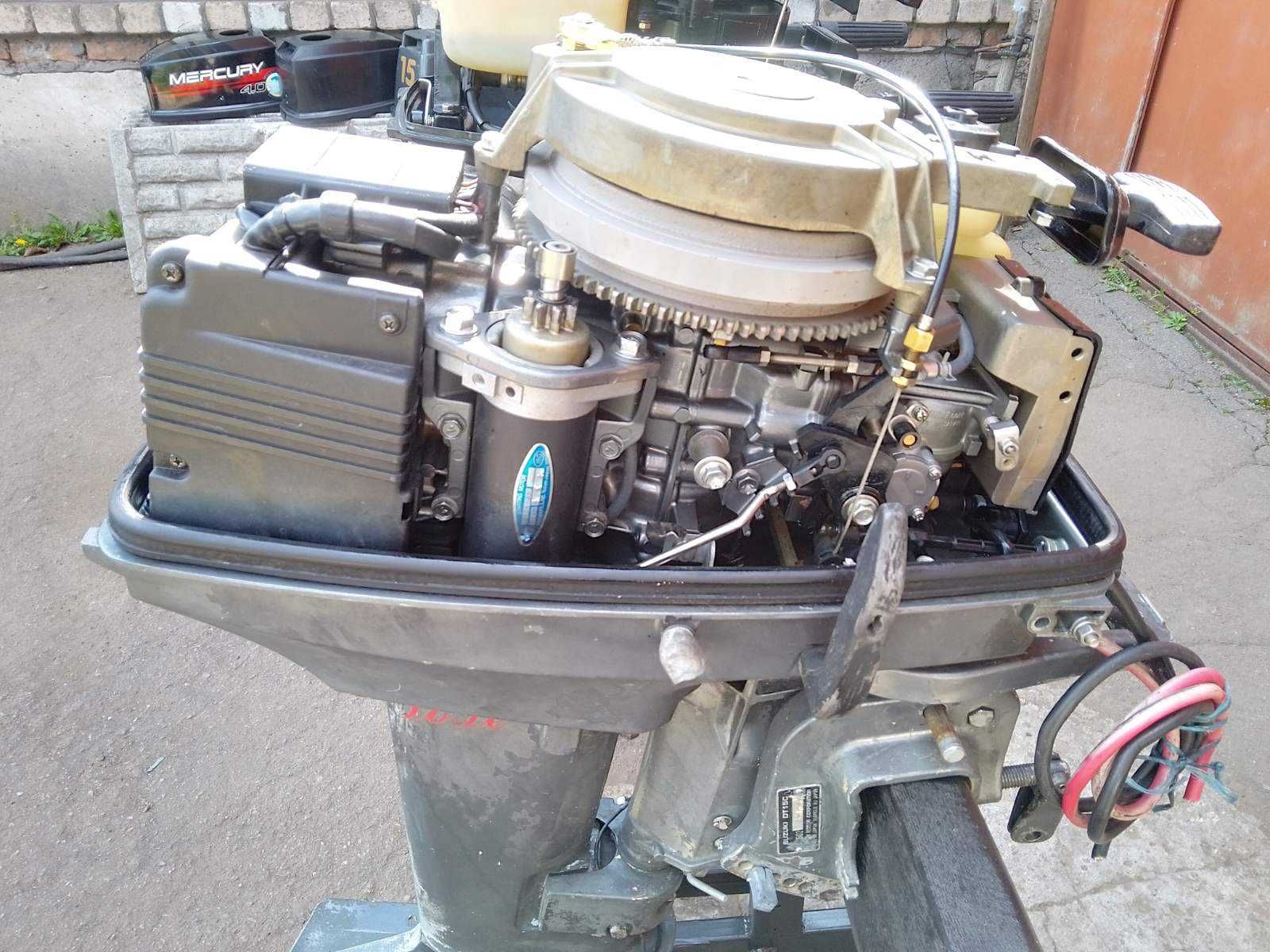 Лодочний мотор привезений з Європи. Honda 8  Suzuki 15  Mercury 5