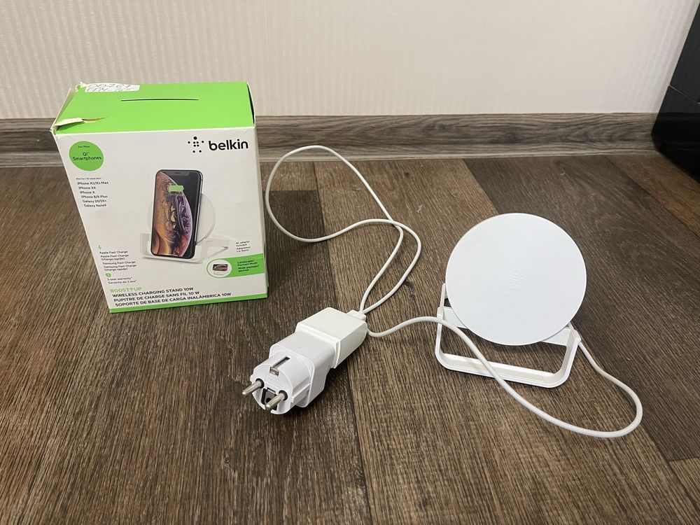 Продам безпроводную зарядку belkin