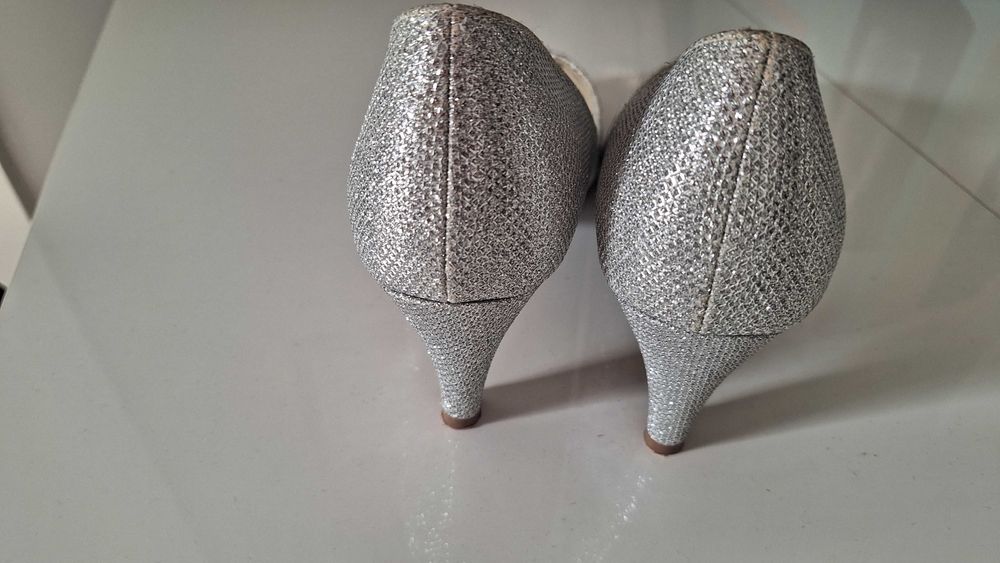 buty czółenka roz38 srebrne wkładka 24 / nowe obcas 7cm /