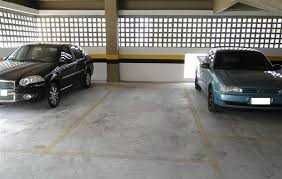 Garagem arrenda -se S.Domingos Benfica, Califa, CC Fonte Nova