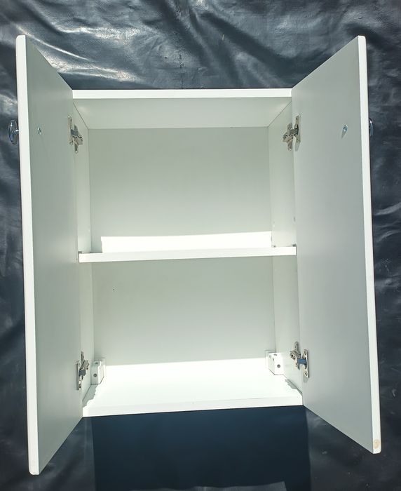 Dwie szafki łazienkowe góra i dół