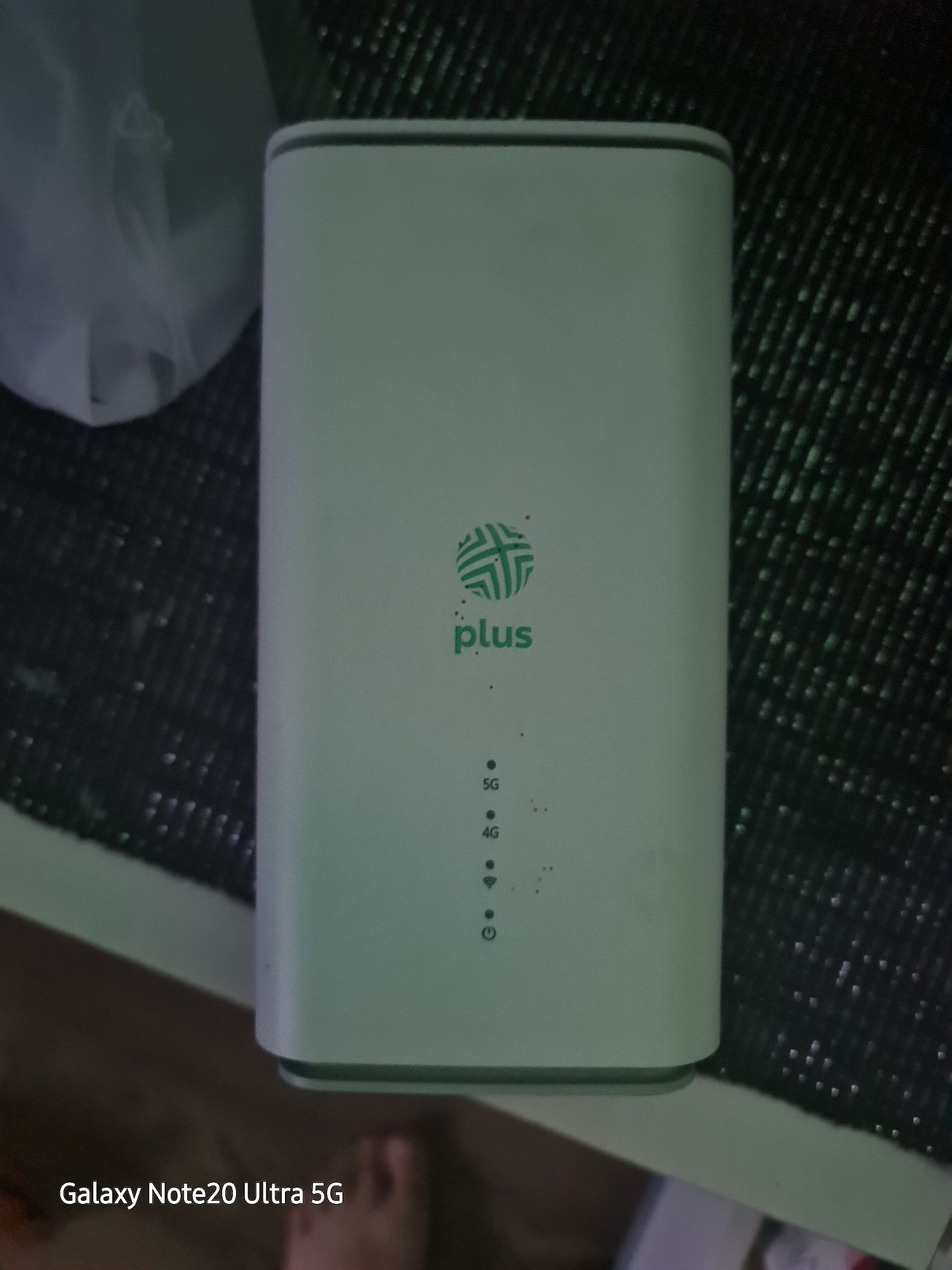 Sprzedam router plus 5g