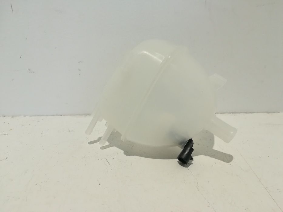 Zbiorniczek wyrównawczy Opel Vectra C Signum C 02-09r