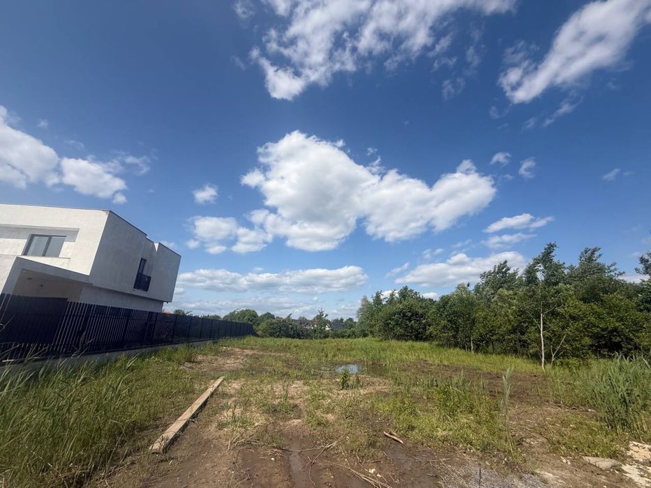 Продаж земельної ділянки  в Скнилеві