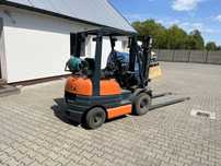 Widlak Toyota 1.5 t