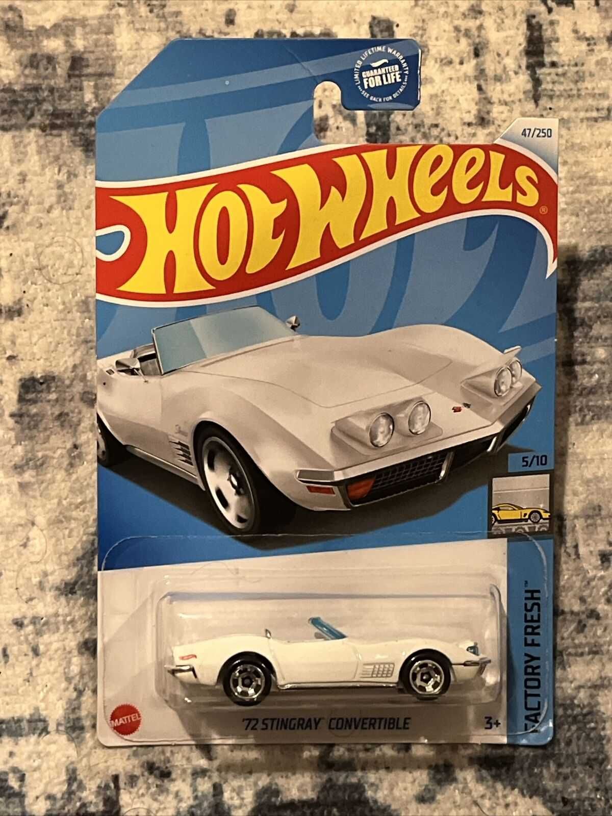 Машинка Hot Wheels  2023- 2024