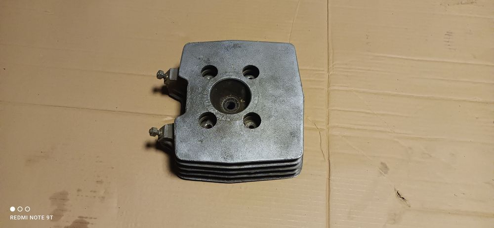 Używana oryginalna Głowica MZ TS 250 5 B cześć silnika