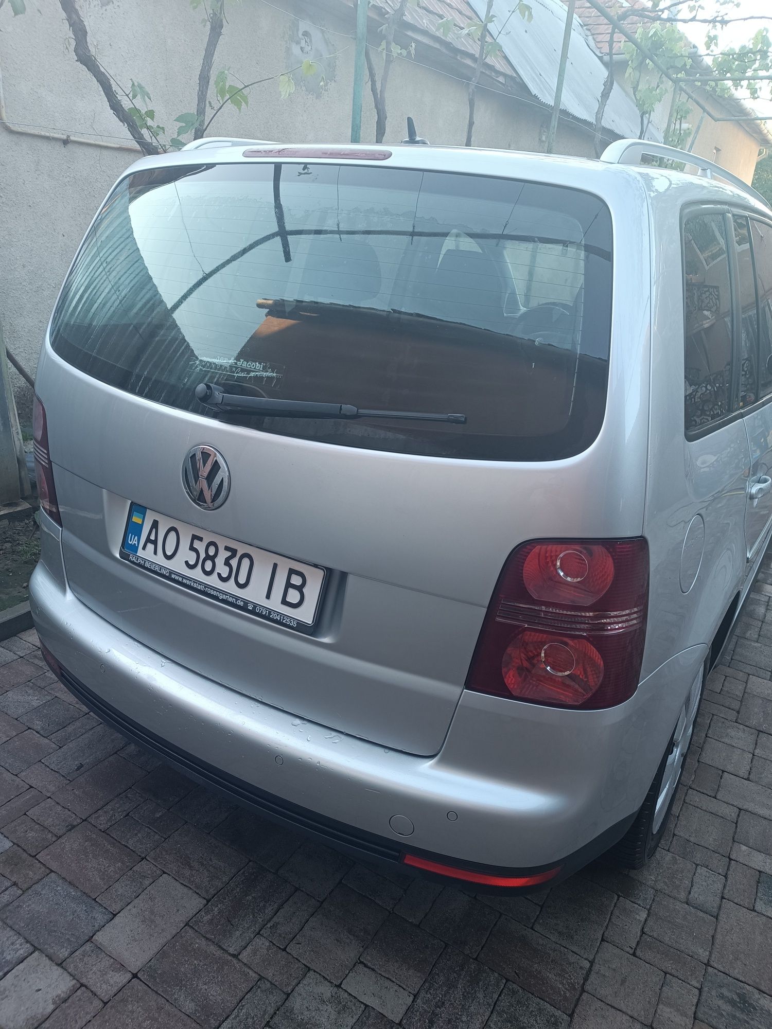 VW Touran 2.0TDI DSG6 2010р.в.