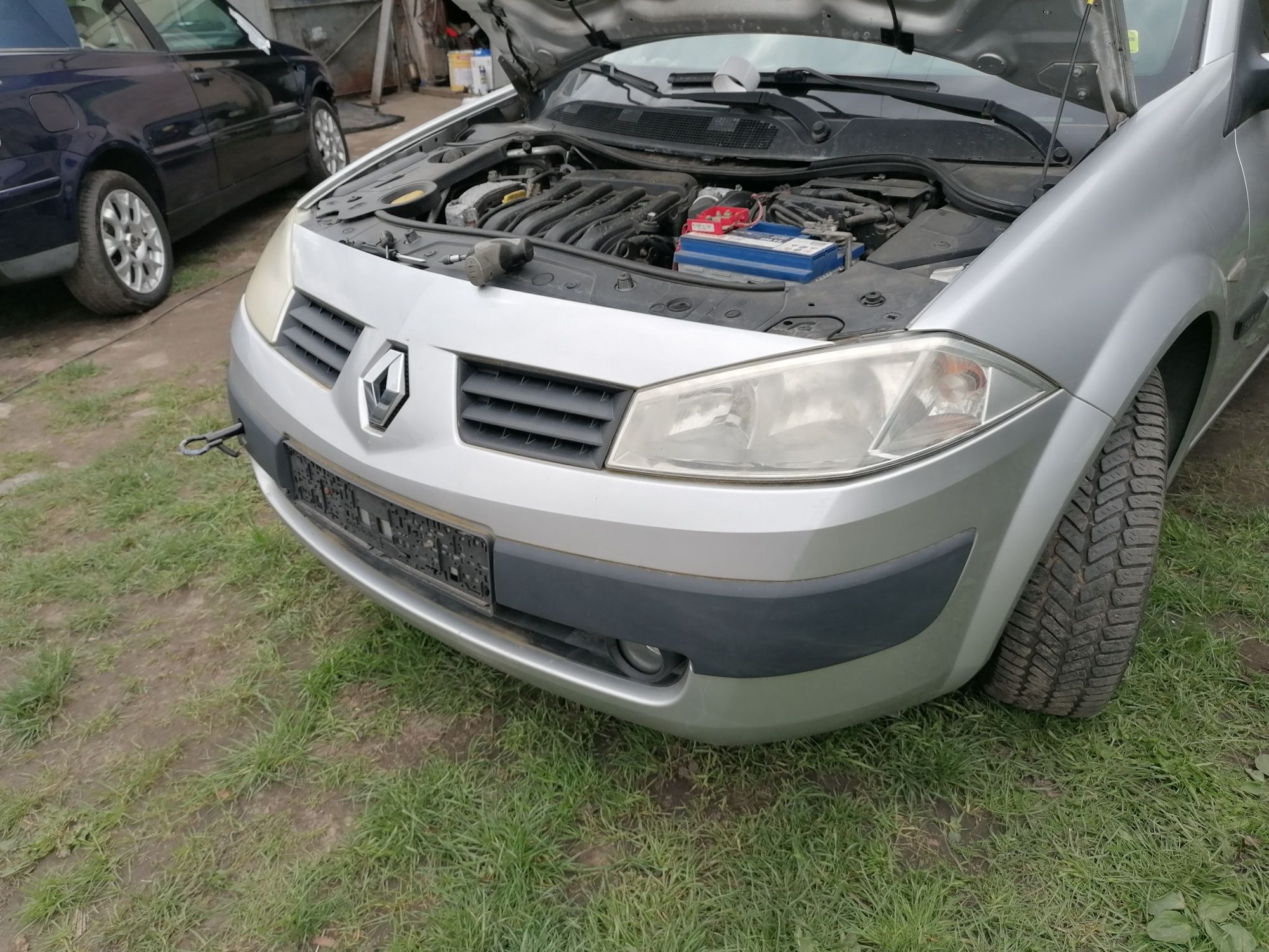 Reno megane rok 2005 na części 1.6 16V