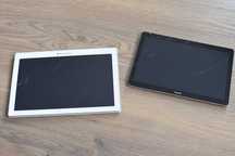 Dwa tablety Lenovo i Huawei MediaPad T3