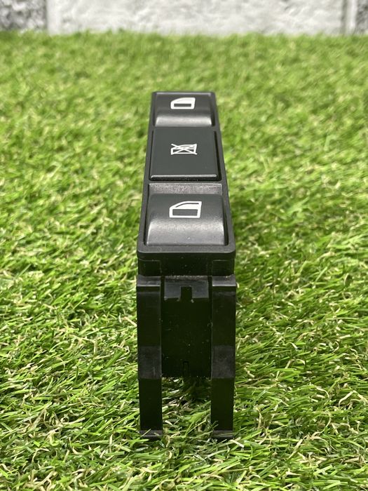 Кнопка ЕСП BMW E46 Седан/Універсал Код:277