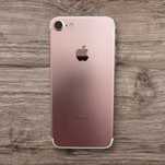 iPhone 7 128 GB – sprawny, z drobnym uszkodzeniem rogu
