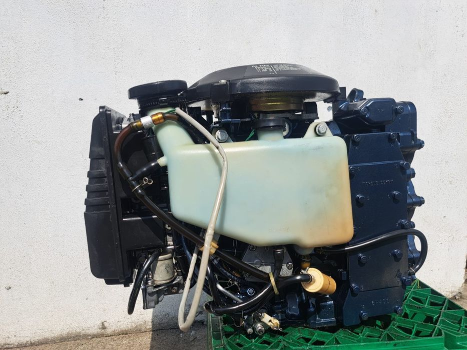 Silnik zaburtowy yamaha 40 kompletną główka stan bdb