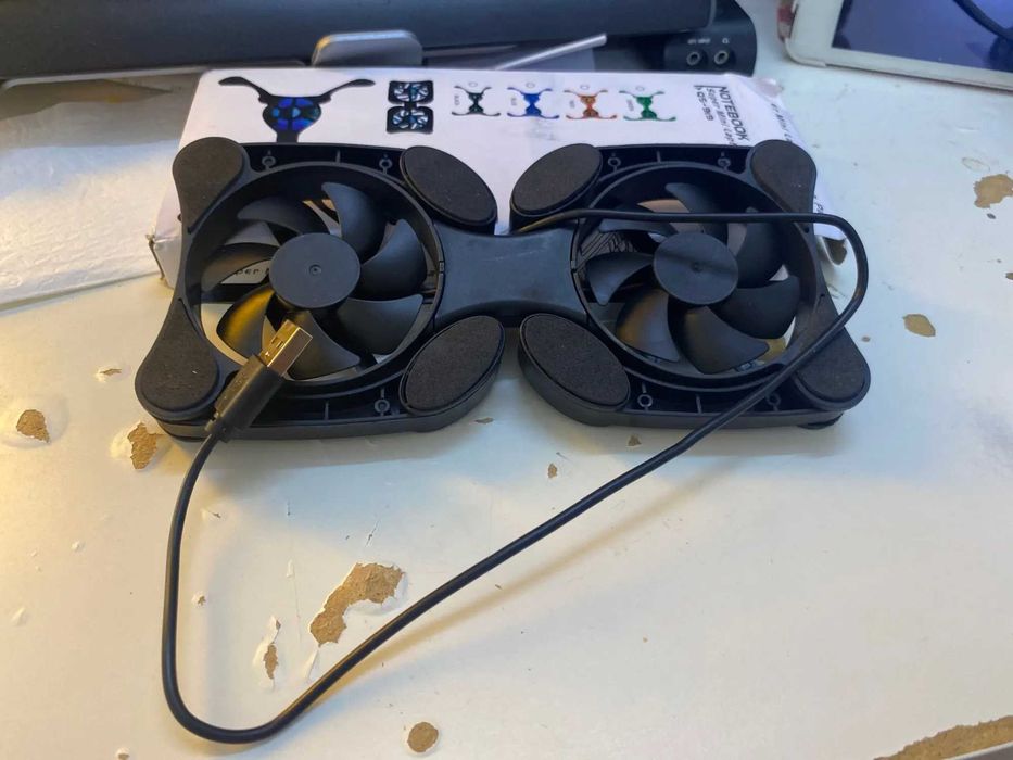 Охладительная, портативная подставка для ноутбука