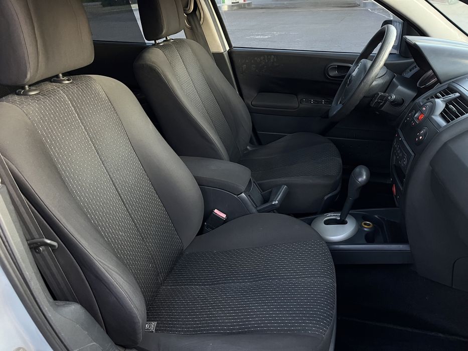 Renault Megane 1.6 автомат газ/бенз