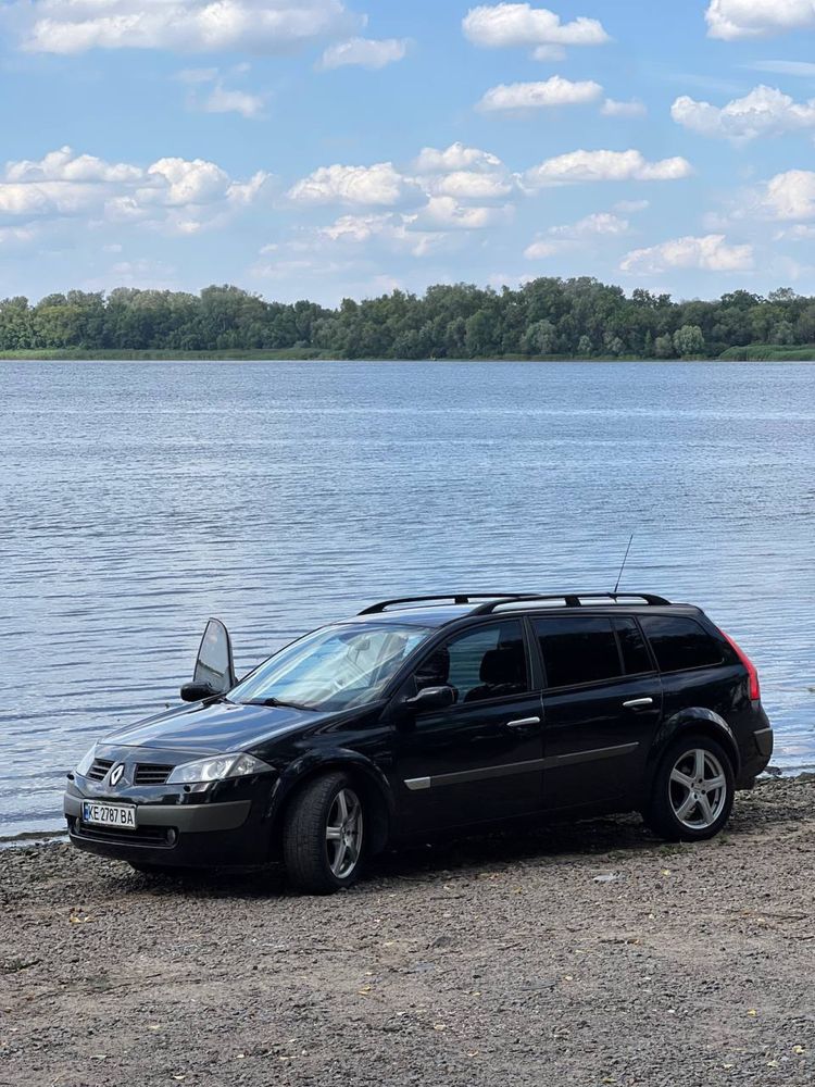 RENAULT MEGANE 2  Рено Меган 2