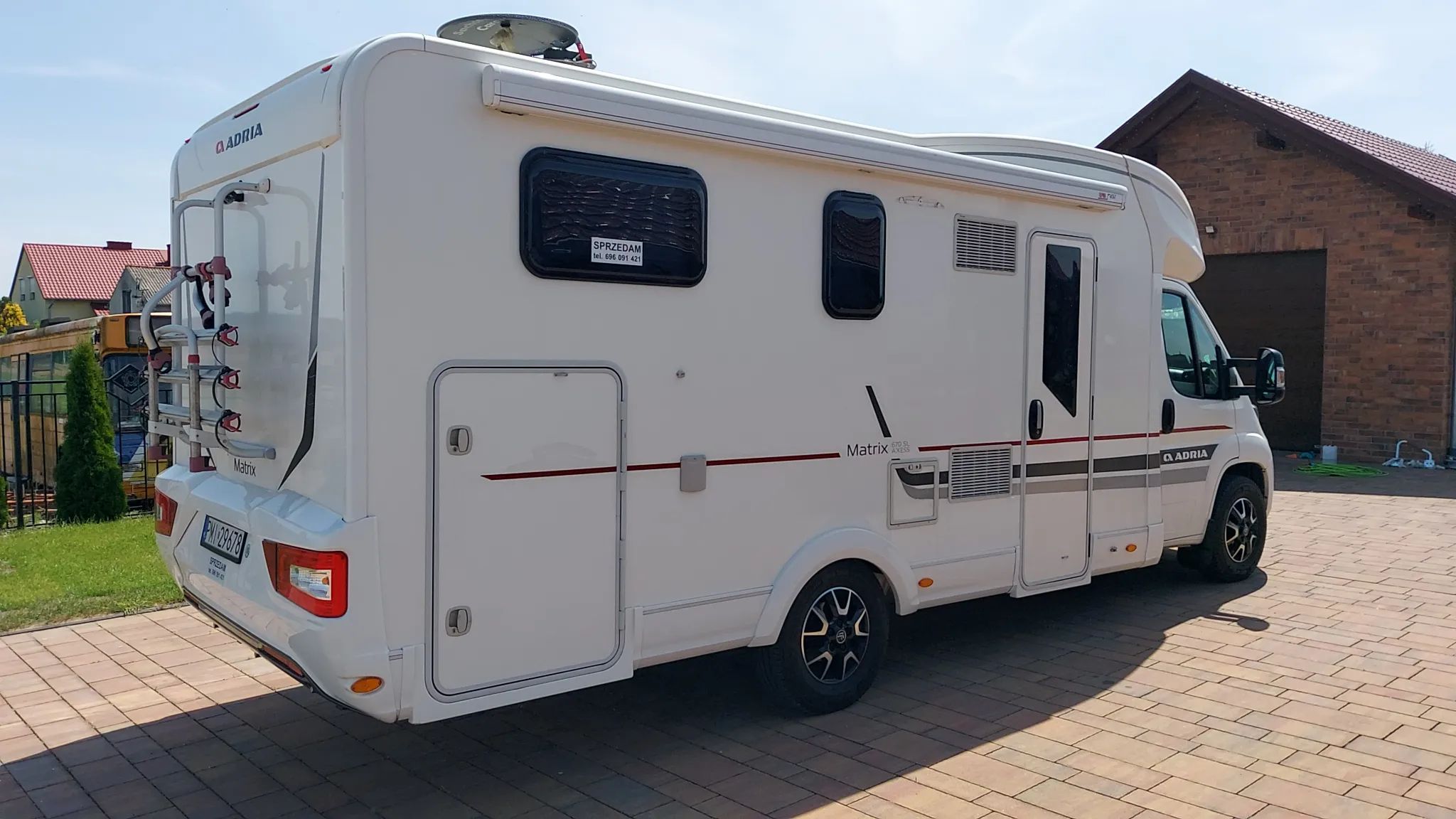 Adria Matrix 670 SL  Matrix 670 SL, 5 osobowy, antena sat, bagażnik , wersja zimowa, klima