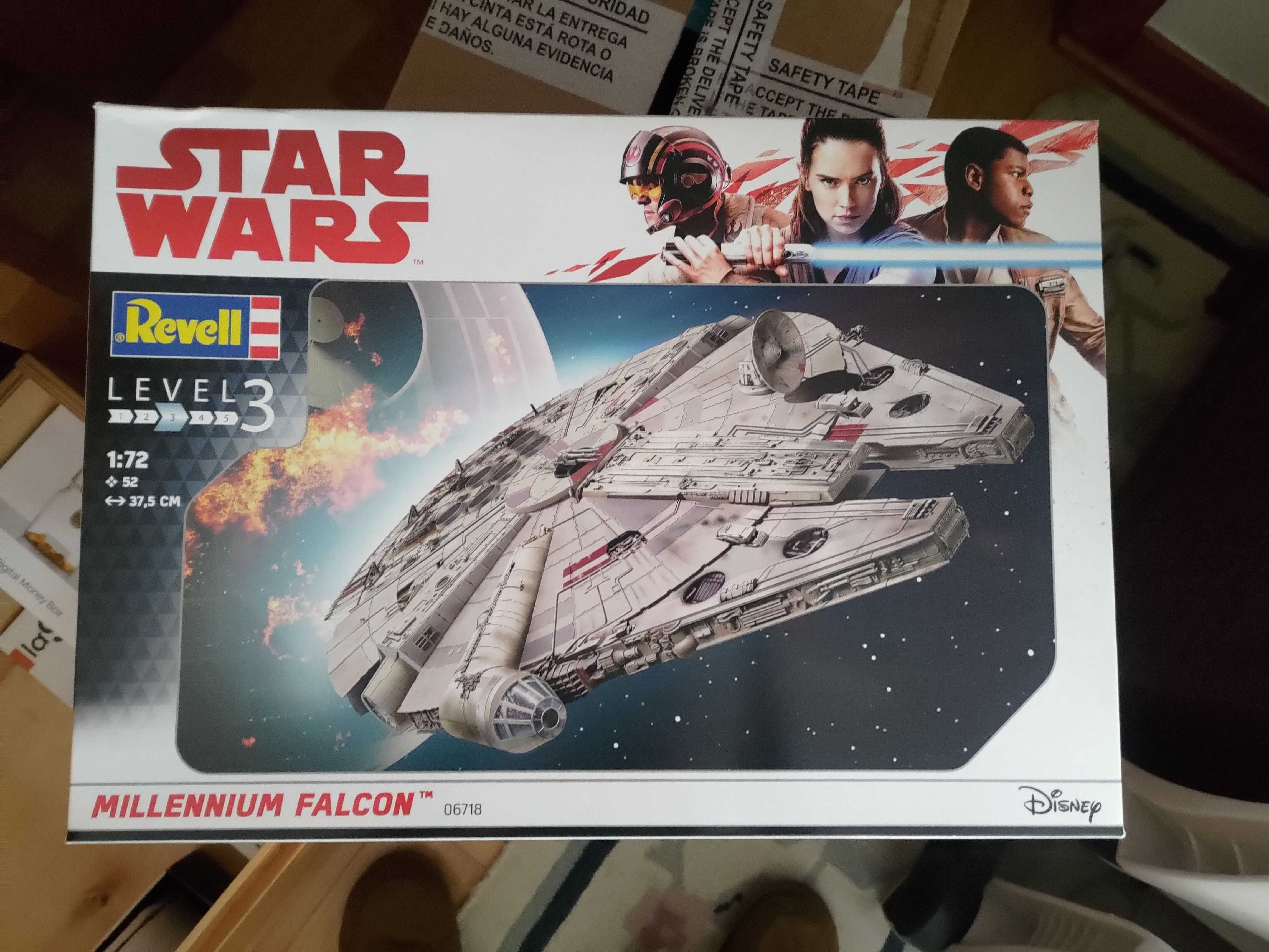 STAR WARS Revell 06718 Millennium Falcon 1:72 (Disney Classic, Nova)