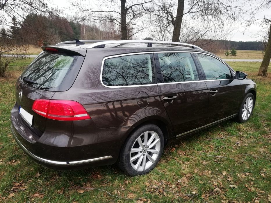 VW Passat B7 2.0 TDI Highline DSG Łopatki Xenon Full Led Panorama Dach