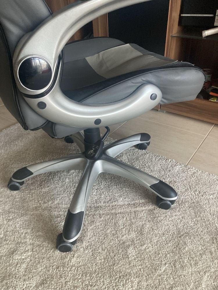 Cadeira de escritorio